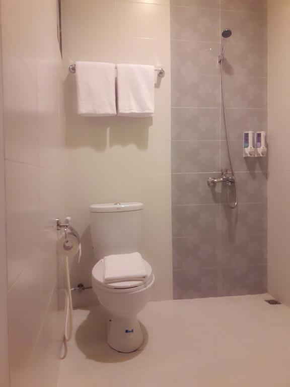 Melody Guest House Cilegon Extérieur photo